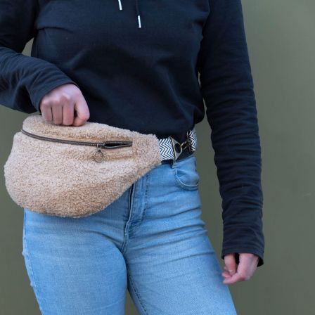 Bauchtasche "Hip Bag" aus Sheepskin Teddy