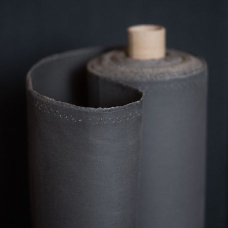 Organic Oilskin coton bio "uni-grey" (gris foncé) de Merchant & Mills