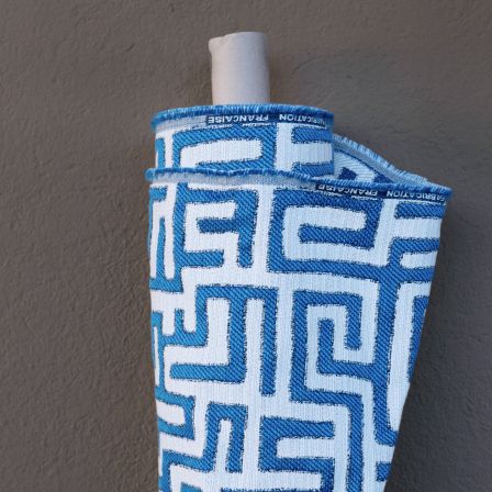 Tissu de décoration jacquard "Ethno/labyrinthe" (blanc-bleu gentiane)