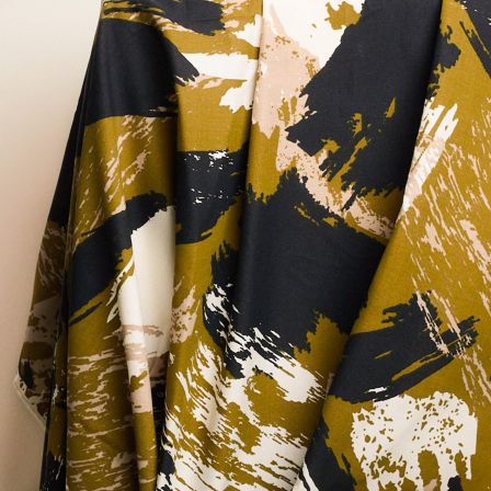Viscose Ecovero "Mira - dreamy twilight" (olive clair-blanc/noir) de ATELIER BRUNETTE