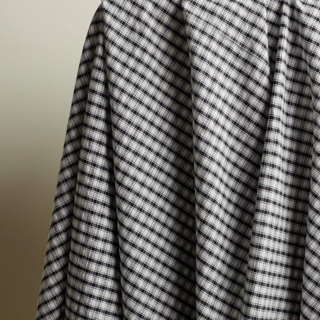 Tissu seersucker - coton "Carreaux - deep charcoal" (blanc-noir) de ATELIER BRUNETTE