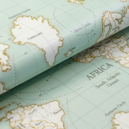 Canevas de coton enduit "Maps/carte du monde" (aqua clair-blanc) de Fryett's Fabrics