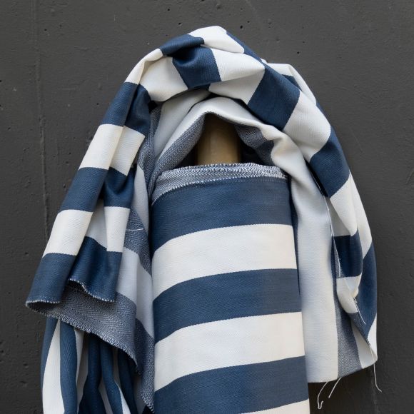Tissu d'ameublement/décoration coton "Portland/rayures-navy" (bleu/offwhite) de CLARKE & CLARKE