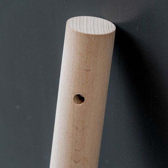 Baguette ronde en bois de hêtre massif Ø 35 mm - 90 cm, avec trous (nature)