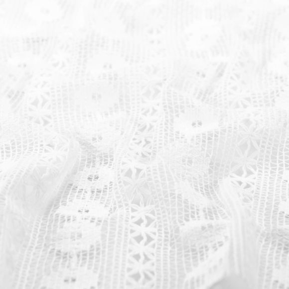 Tissu crocheté "Adenau" (blanc) de SWAFING