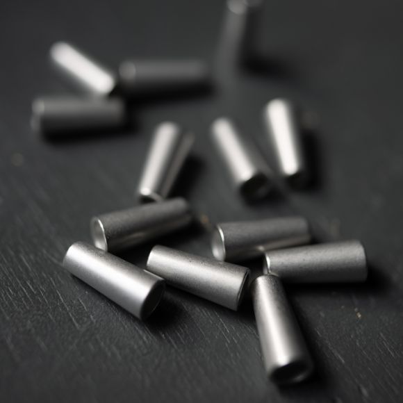 Endkappe Metall - matt "Cord Stop - Nickel" - 18 mm (silber) von MERCHANT & MILLS