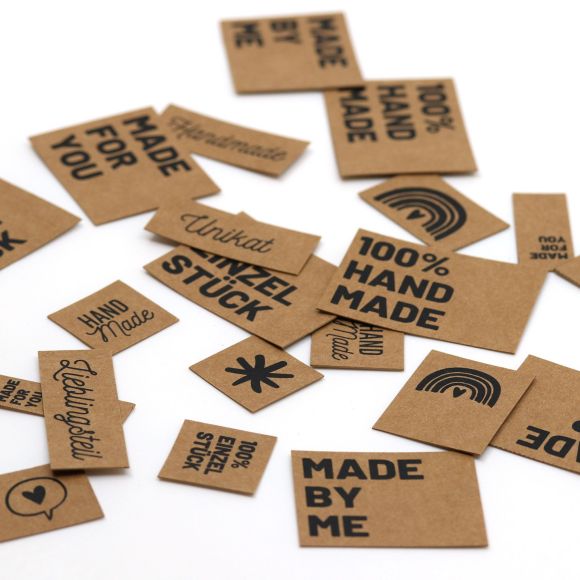 Étiquettes en SnapPap "Handmade" - feuille avec 41 étiquettes (brun clair-noir)