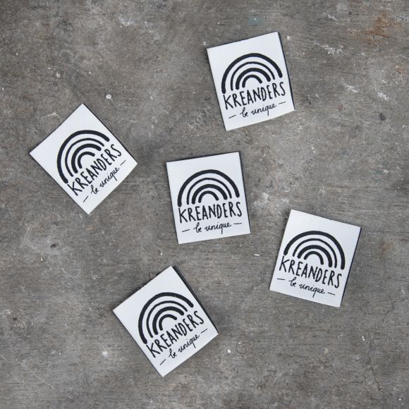 Weblabel/Stoffetiketten "KREANDERS - be unique" - Pack à 5 Stk. (silbergrau-schwarz) von KREANDO