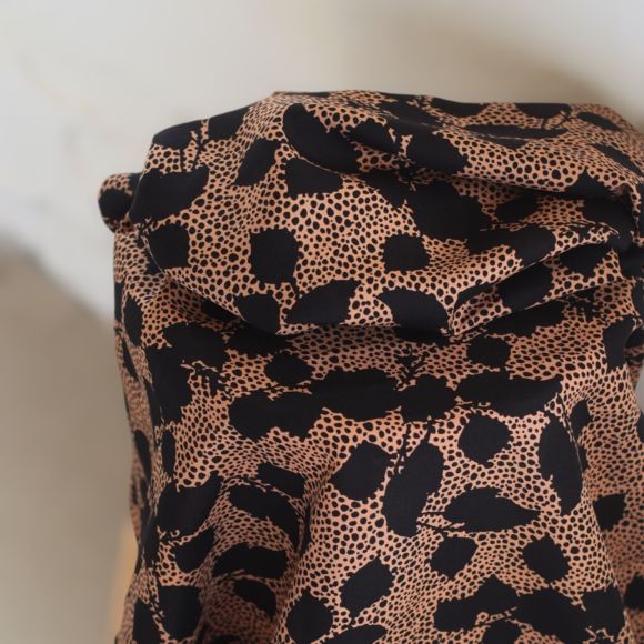 Crêpe de viscose Ecovero "Zelda - nougat" (brun clair-noir) de meetMILK