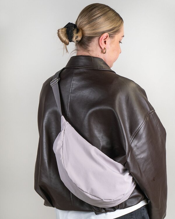 Set couture - Sac à bandoulière "LUNA - lilas" en tissu imperméable ultra léger