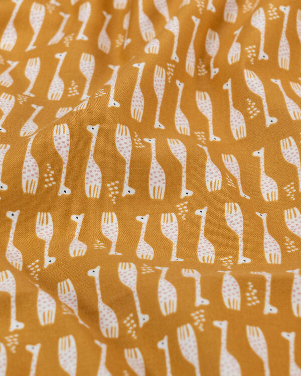 Coton "Wonderful World - Giraffe Parade" (ocre-offwhite) de COTTON+STEEL