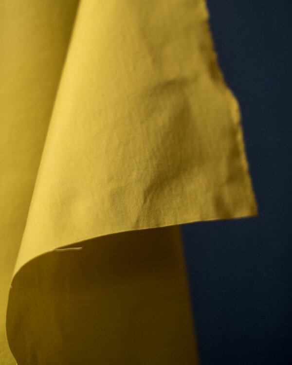 Organic Dry Oilskin - coton bio "Uni - yellow" (jaune) de MERCHANT & MILLS