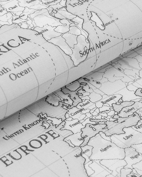 Canevas de coton "Maps/carte du monde" (gris-blanc) de Fryett's Fabrics